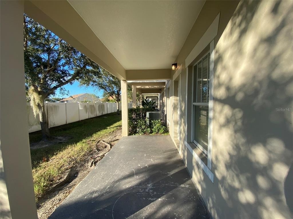 2076 Cypress Bay Boulevard - Photo 26