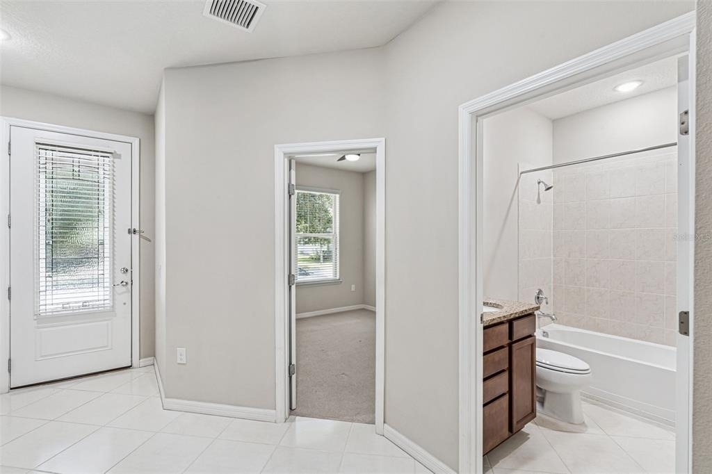 7260 Duxbury Ln - Photo 6
