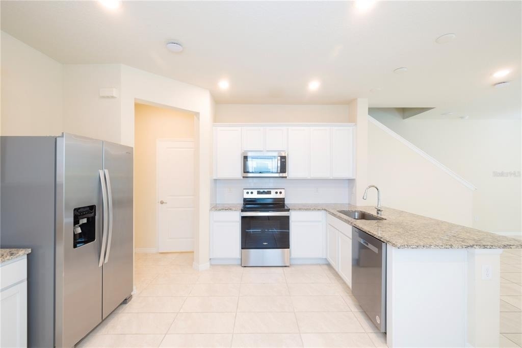 4609 Sparkling Shell Avenue - Photo 32