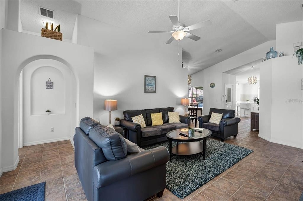 8065 Indian Creek Boulevard - Photo 2