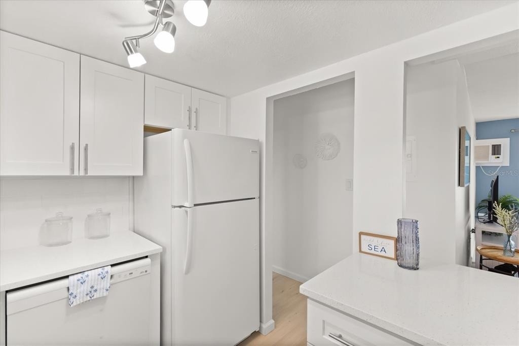 2425 Flamingo Boulevard - Photo 16