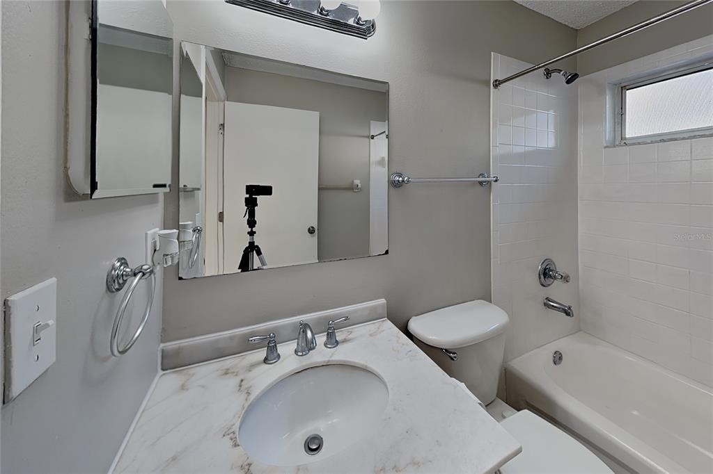 530 Scarlet Maple Court - Photo 12