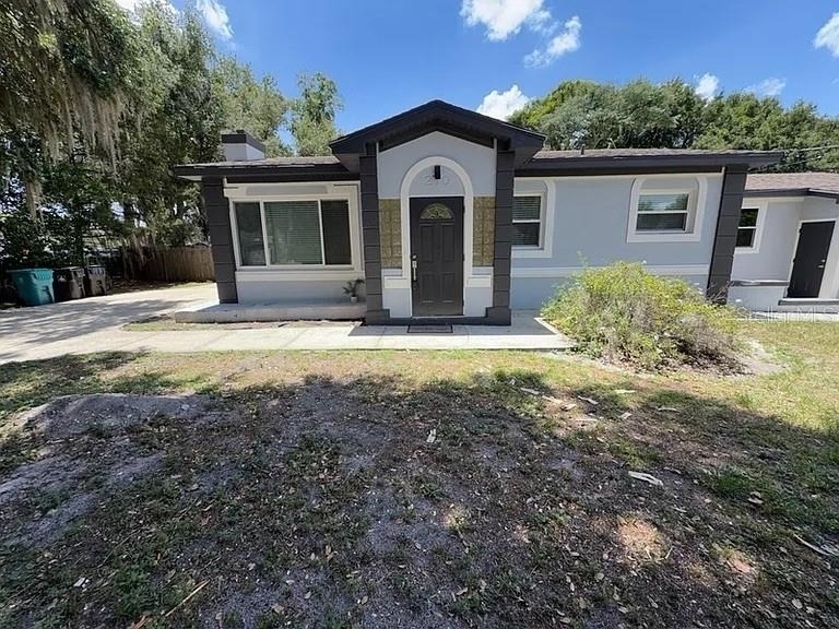 270 W Pineloch Avenue - Photo 0