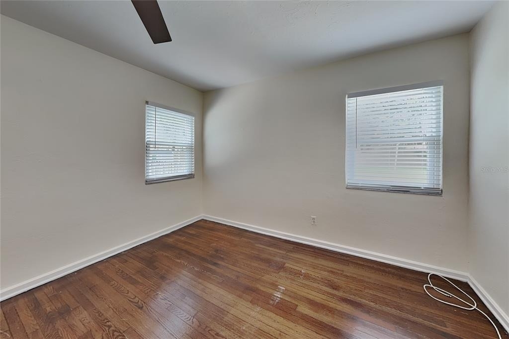 270 W Pineloch Avenue - Photo 11