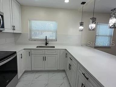 270 W Pineloch Avenue - Photo 2