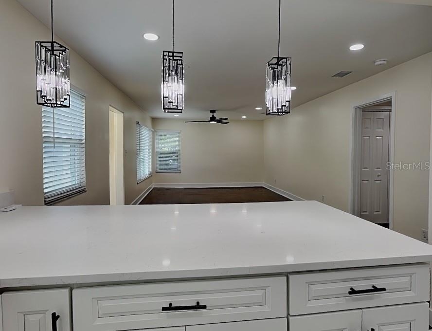 270 W Pineloch Avenue - Photo 3