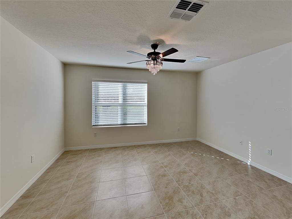 1004 Brooklet Drive - Photo 2