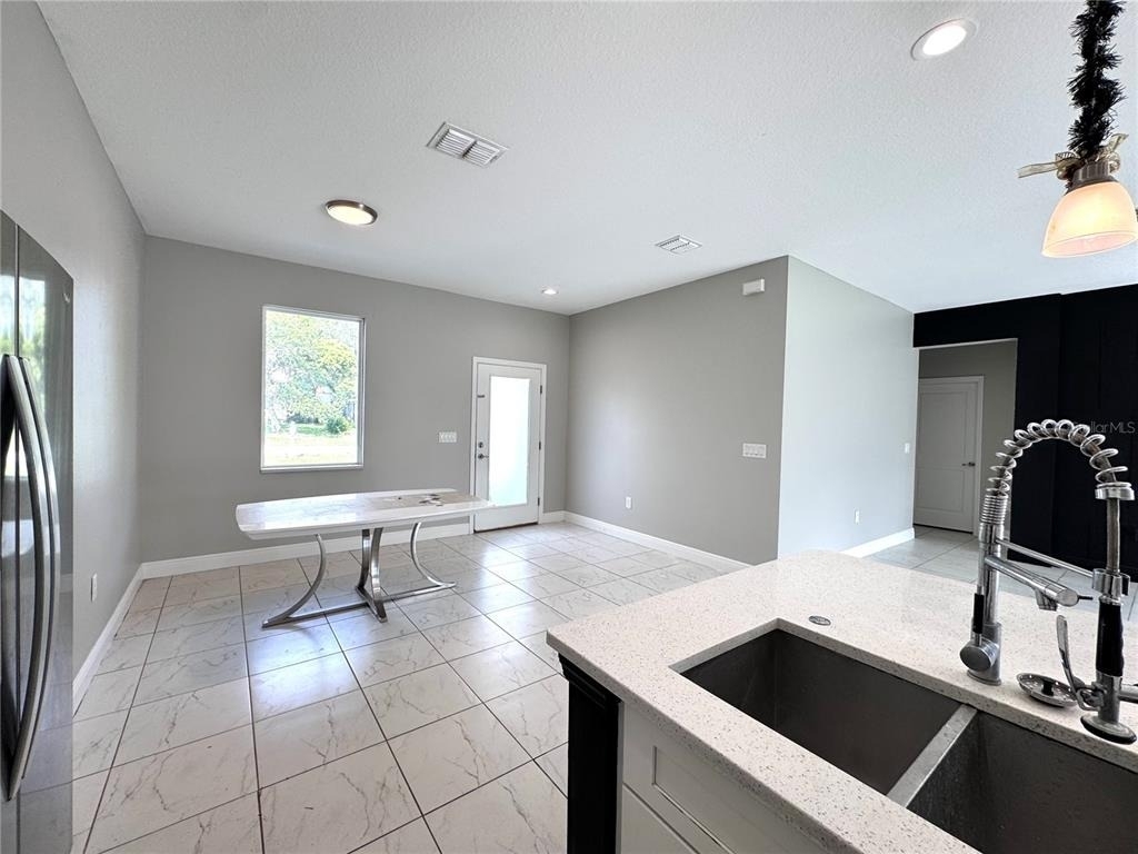 1389 Worthington Drive - Photo 5