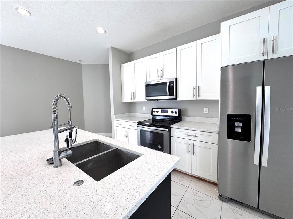 1389 Worthington Drive - Photo 4