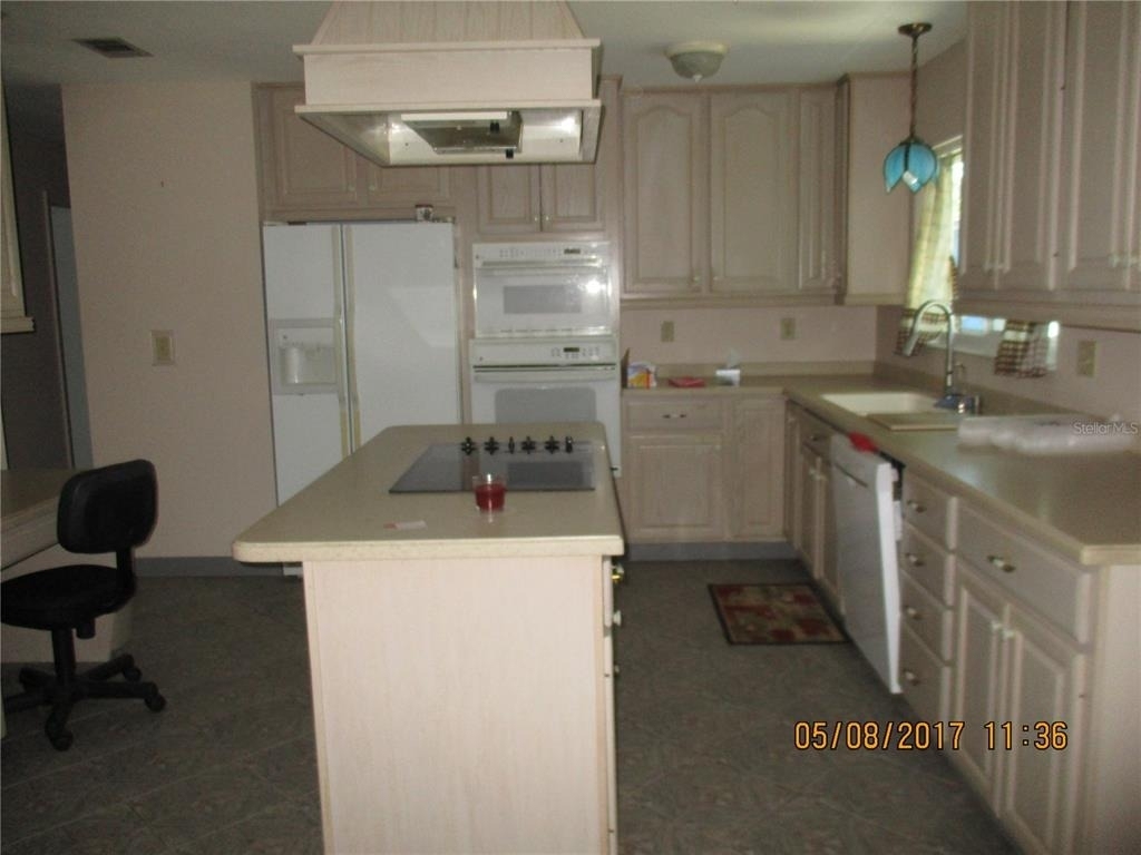 8228 San Jacinto Avenue - Photo 2