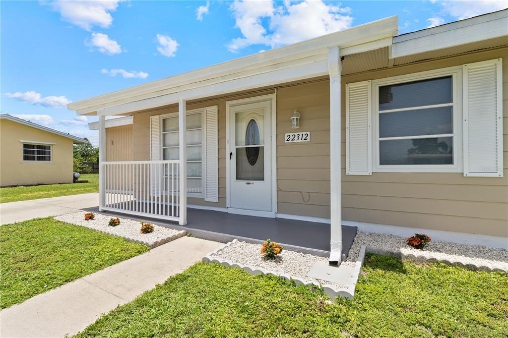 22312 Lasalle Road - Photo 3