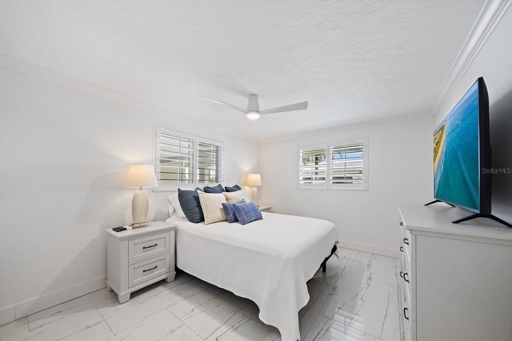 706 Spanish Drive S - Photo 11