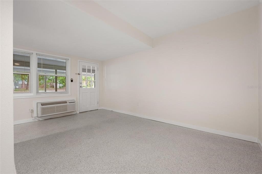 308 Ohio Place - Photo 5