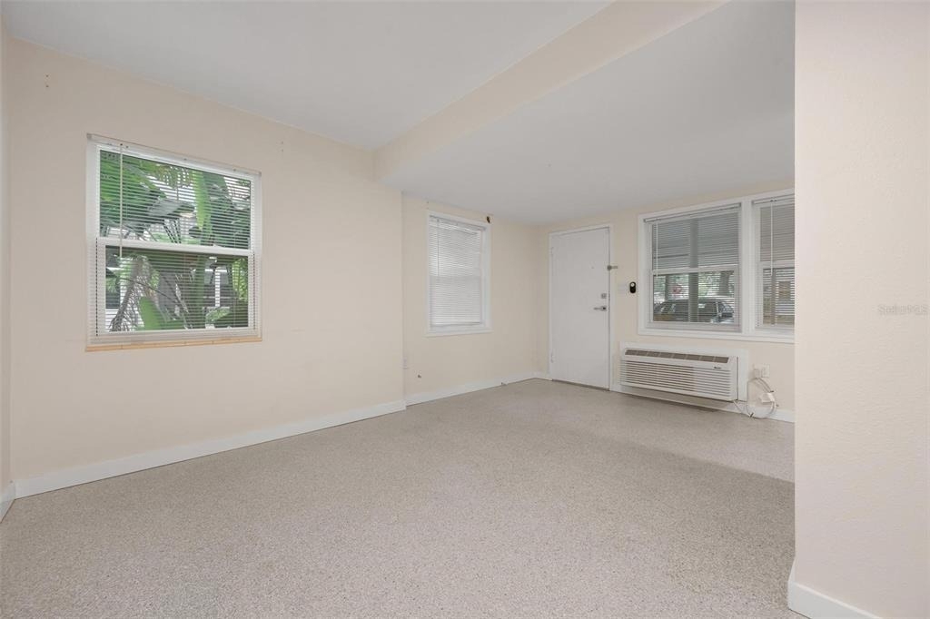 308 Ohio Place - Photo 5