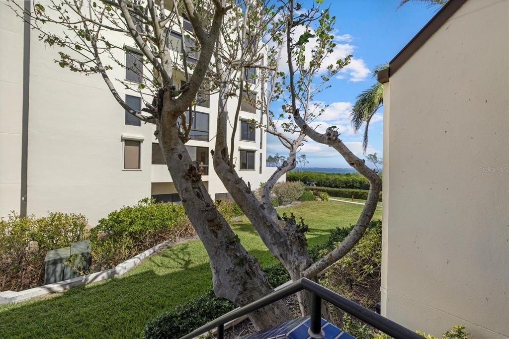 2012 Harbourside Drive - Photo 30