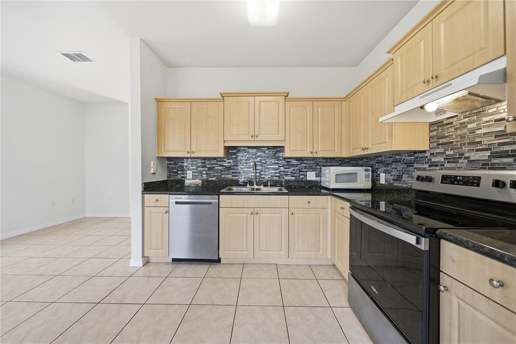 7780 Plantation Circle - Photo 21