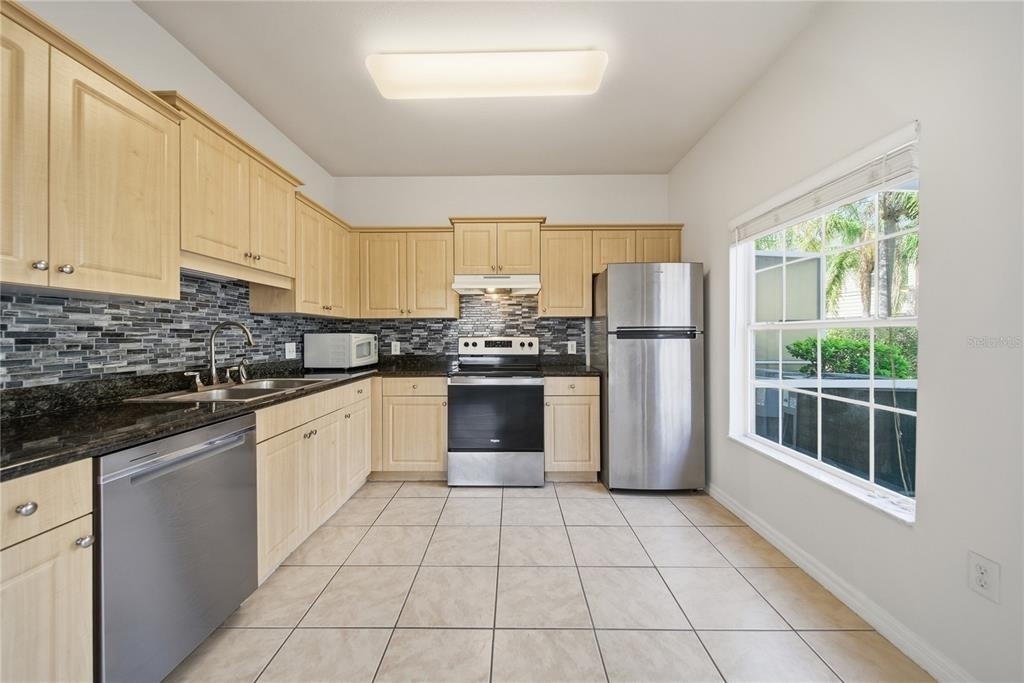 7780 Plantation Circle - Photo 19
