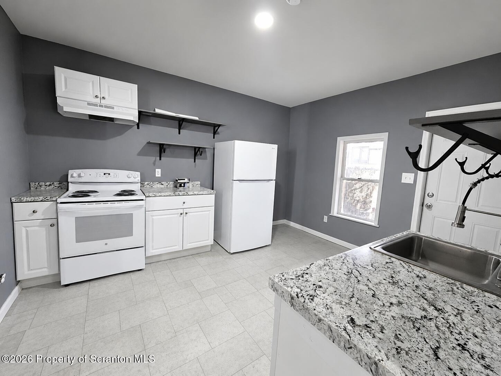 125 River Street - Photo 2