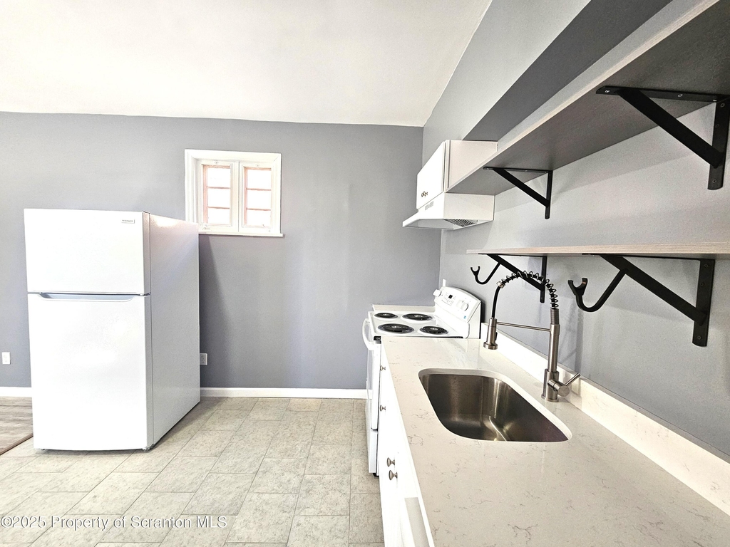125 River Street - Photo 2