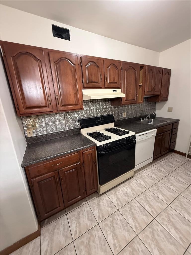 9 W 4th Street - Photo 1