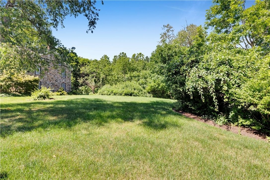 2408 Applewood Drive - Photo 23