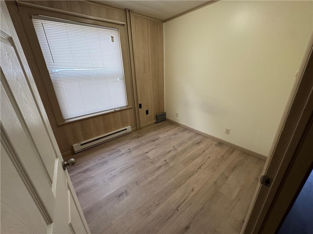 250 N 4th Street - Photo 4
