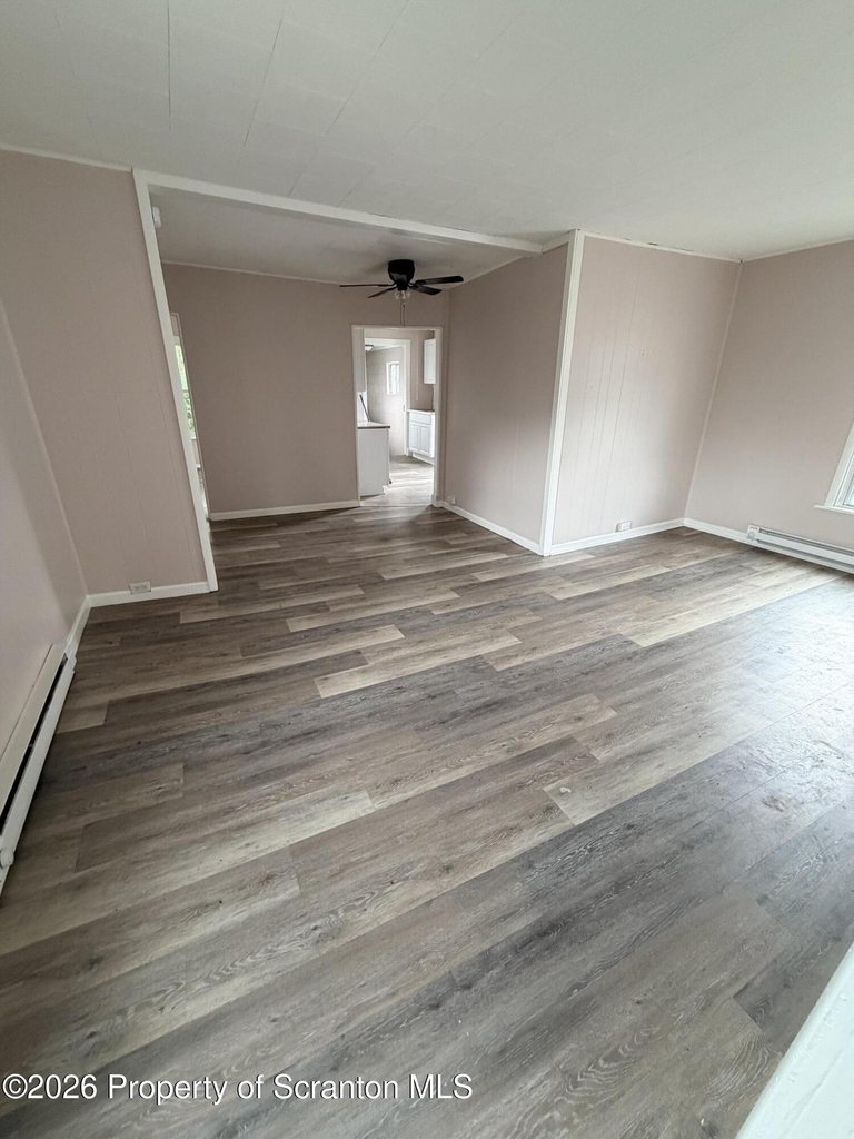 371 Park Avenue - Photo 4