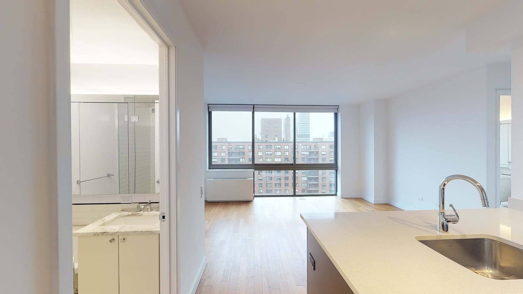 808 Columbus Ave - Photo 1