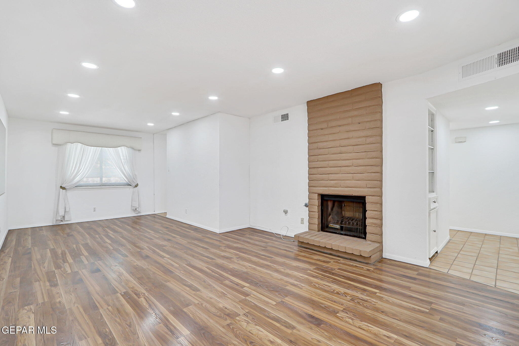 3223 Isla Morada Drive - Photo 4