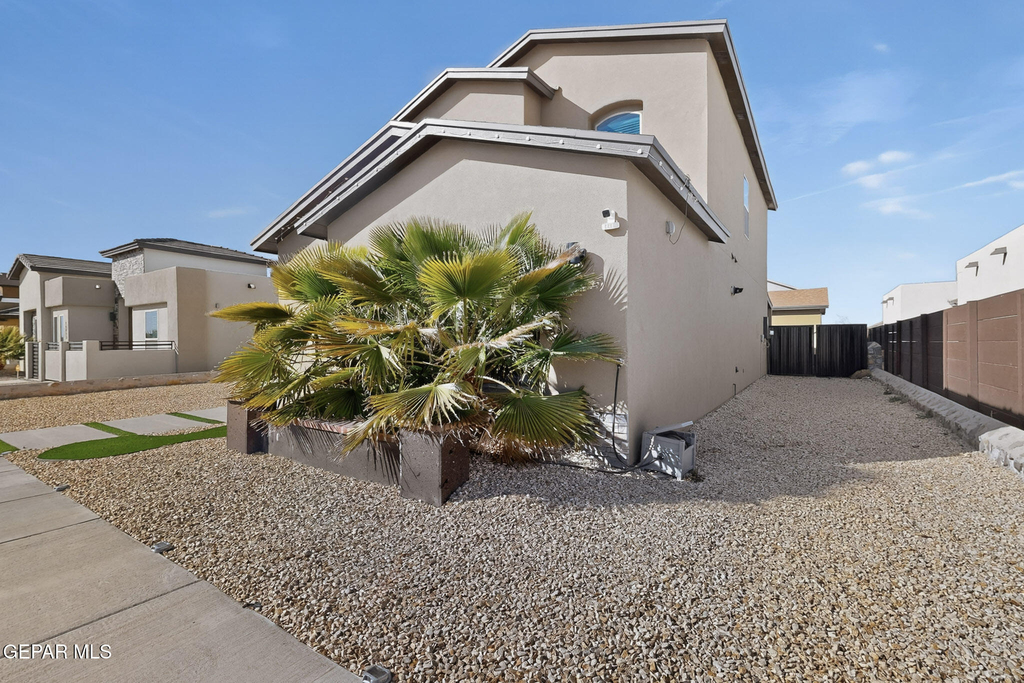 14717 Charles Foster Avenue - Photo 9