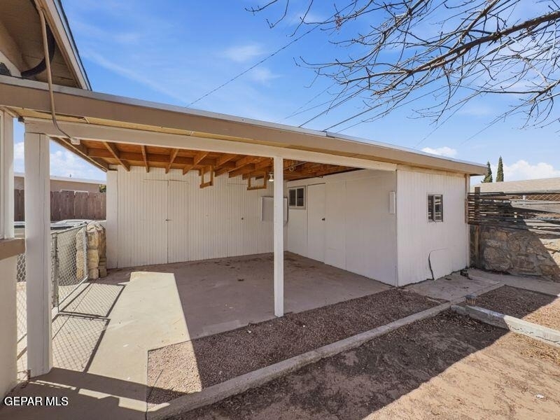 7107 Parkland Drive - Photo 34