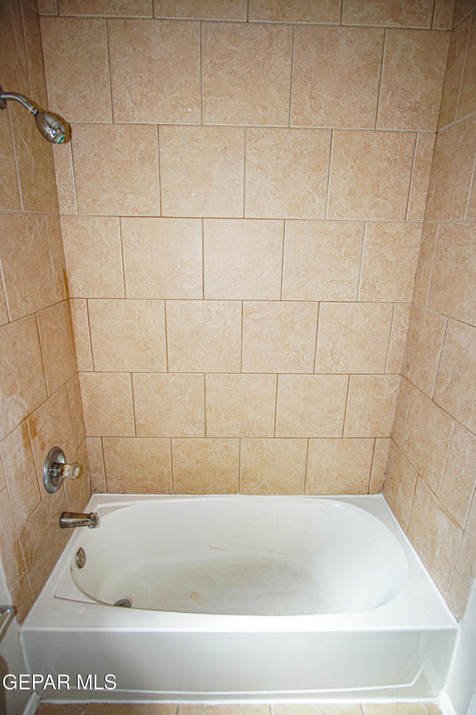 528 Green Village Court - Photo 20