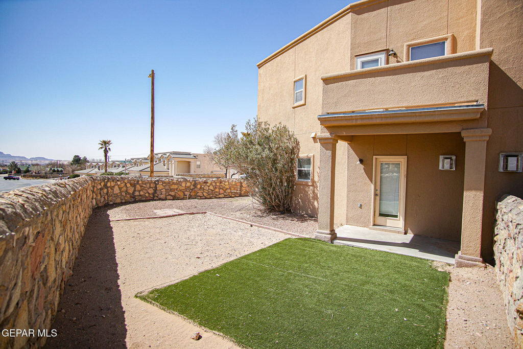 528 Green Village Court - Photo 25