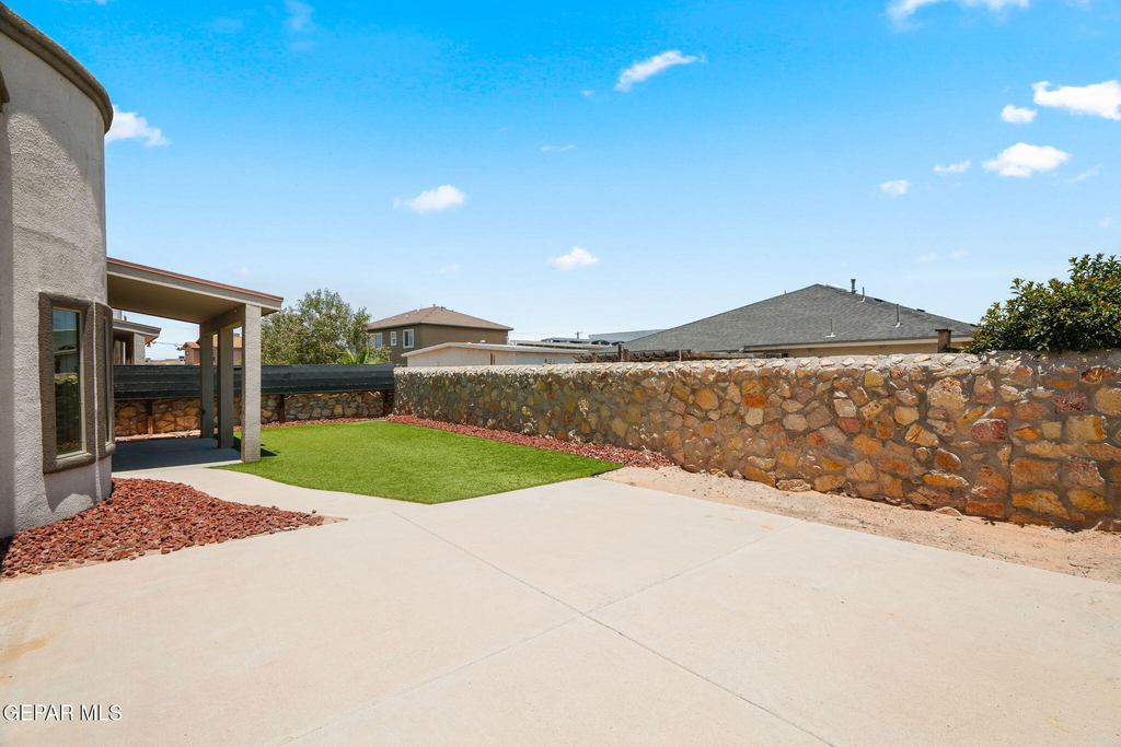 3138 Red Maple Drive - Photo 37
