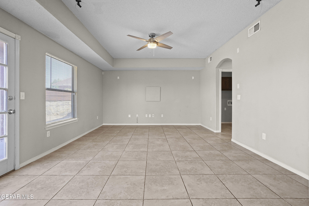 3261 Garden Point Drive - Photo 13