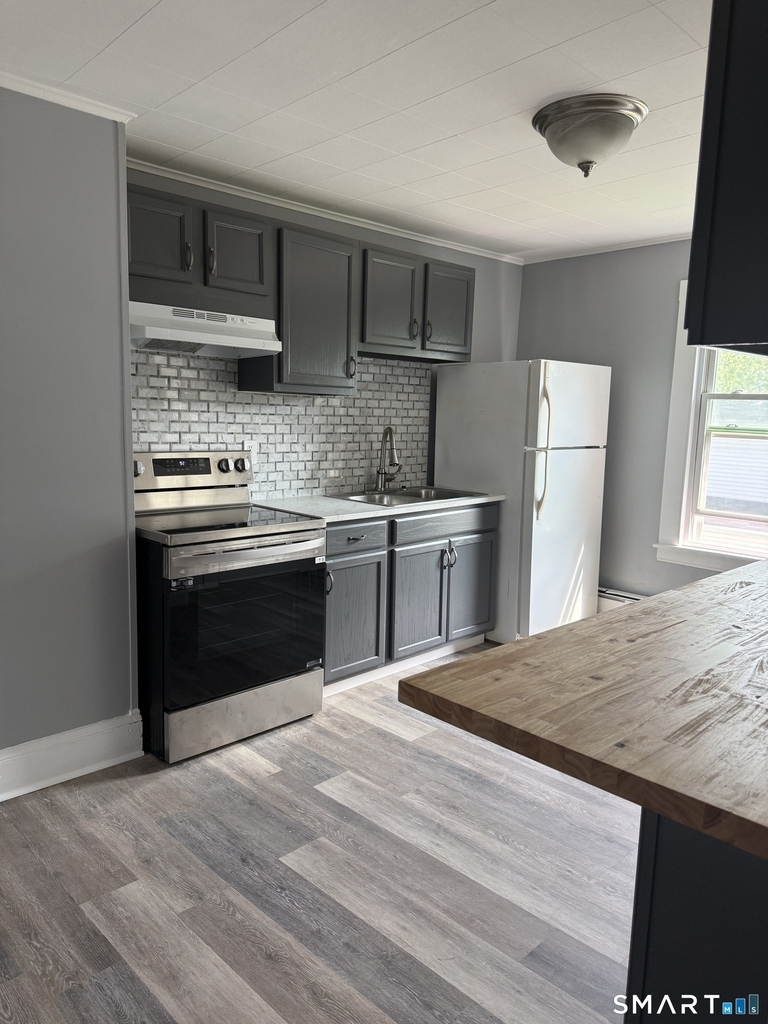 231 Main Street - Photo 0