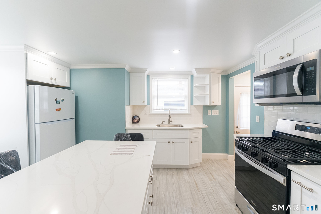 121 Victory Street - Photo 5