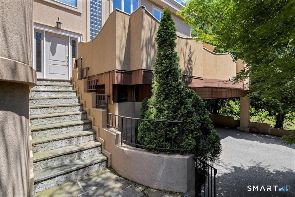 2 Stormy Circle Drive - Photo 1