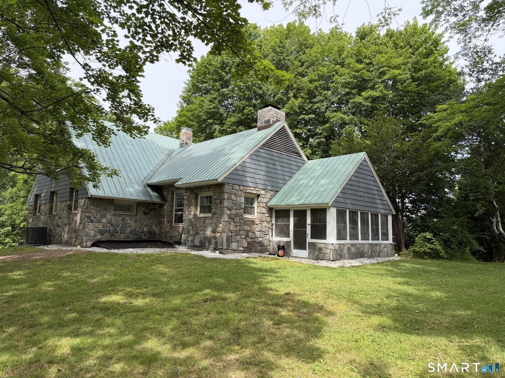 625 Maple Avenue - Photo 3