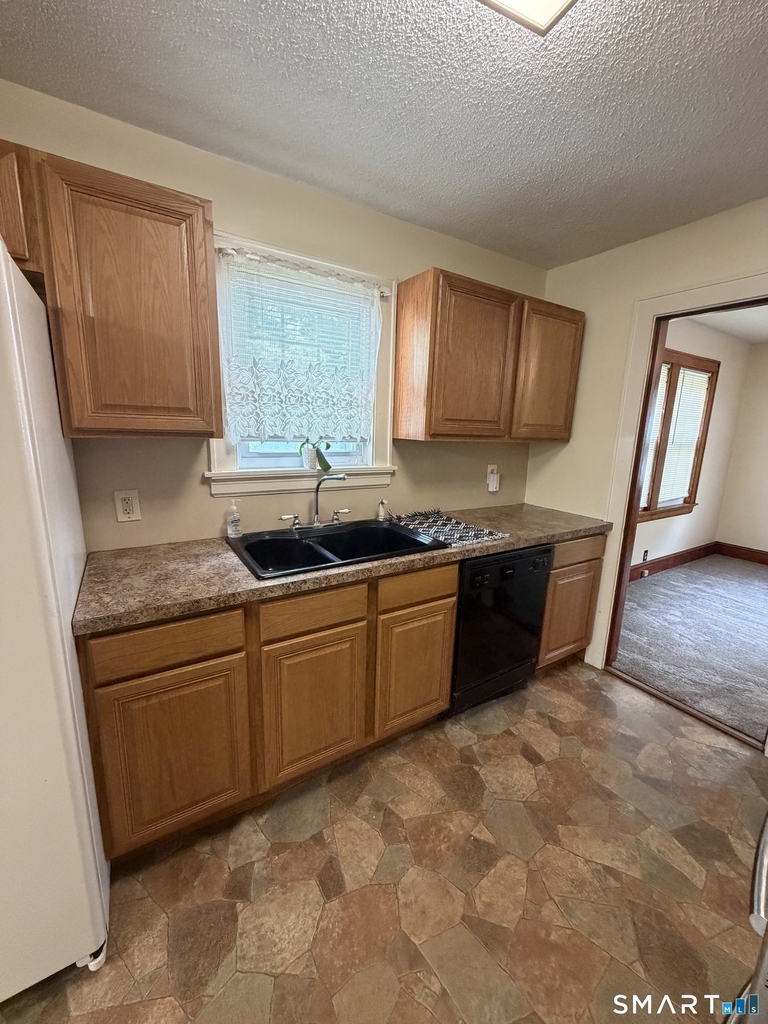 70 Wooster Avenue - Photo 3