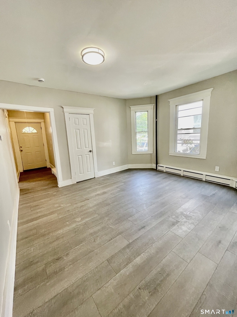 42 Cabot Street - Photo 4