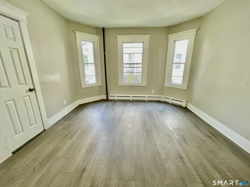 42 Cabot Street - Photo 8