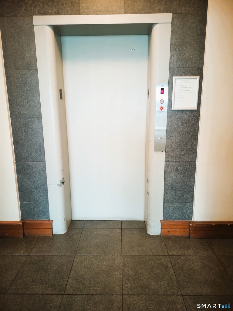 140 Grove Street - Photo 10