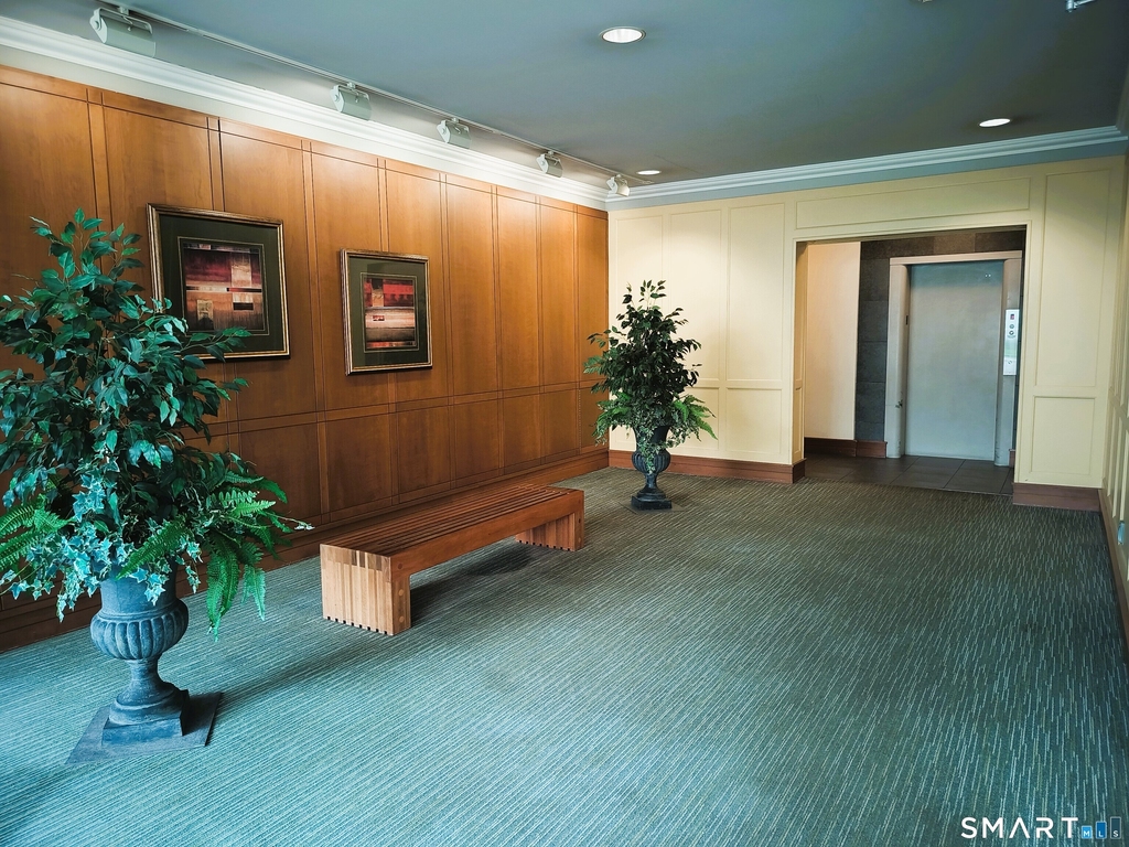 140 Grove Street - Photo 5