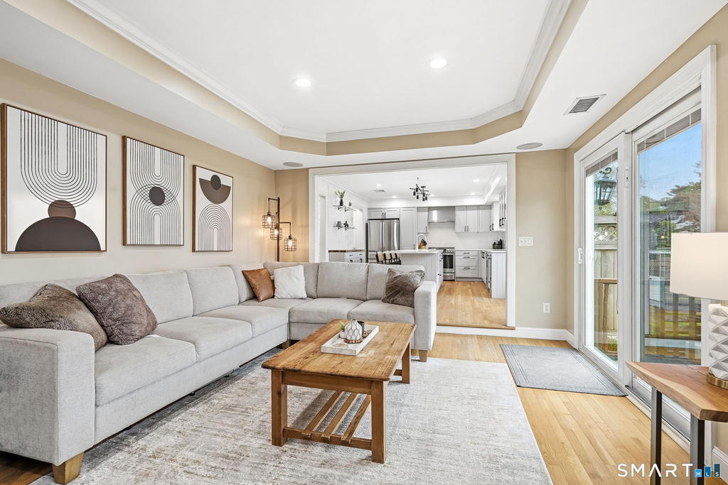 80 Third Avenue - Photo 11