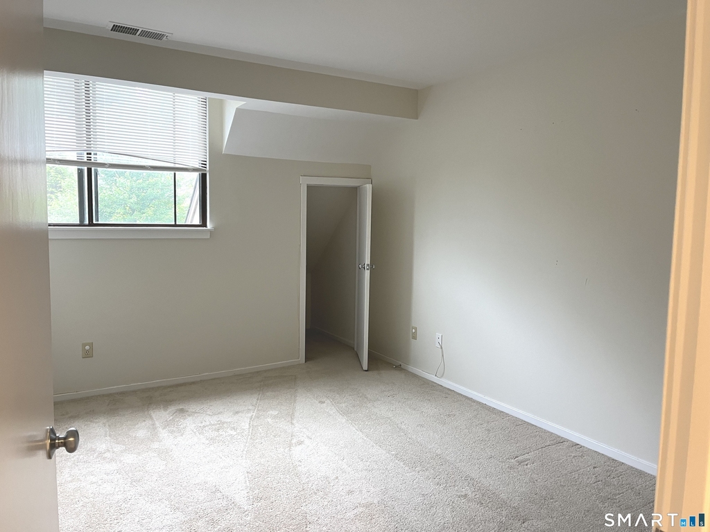 451 Heritage Village - Photo 6