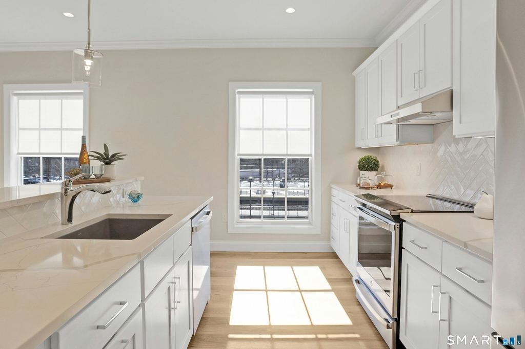 440 Heights Road - Photo 4