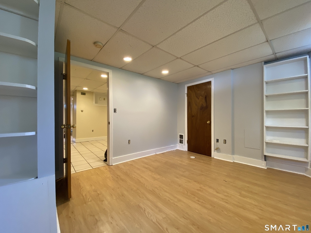 239 Edwards Street - Photo 9