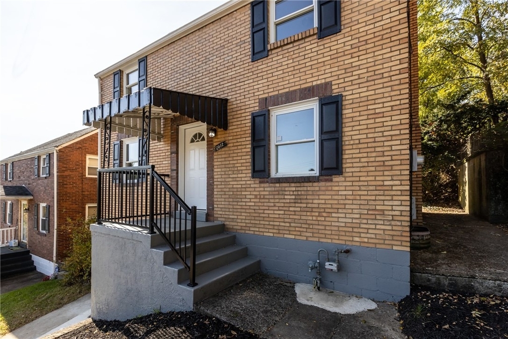 2982 Kestner Avenue - Photo 24