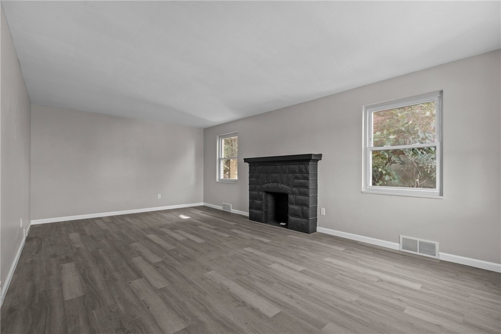 2982 Kestner Avenue - Photo 2